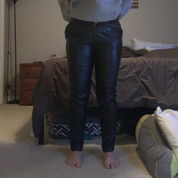 BLUE BLUSH Vegan Leather Pants | medium - Picture 10 of 10